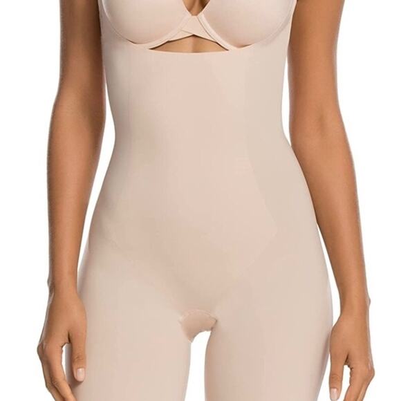 Spanx Thinstincts Open Bust Mid Thigh Bodysuit #10021P Plus Size 1X Soft Nude - Picture 2 of 15